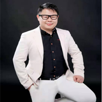 主任设计师李阳