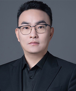 大宅首席设计师 胡钢平
